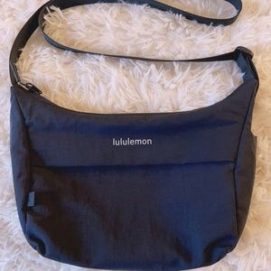 NWOT Lululemon Sling Crossbody Bag 2L Black